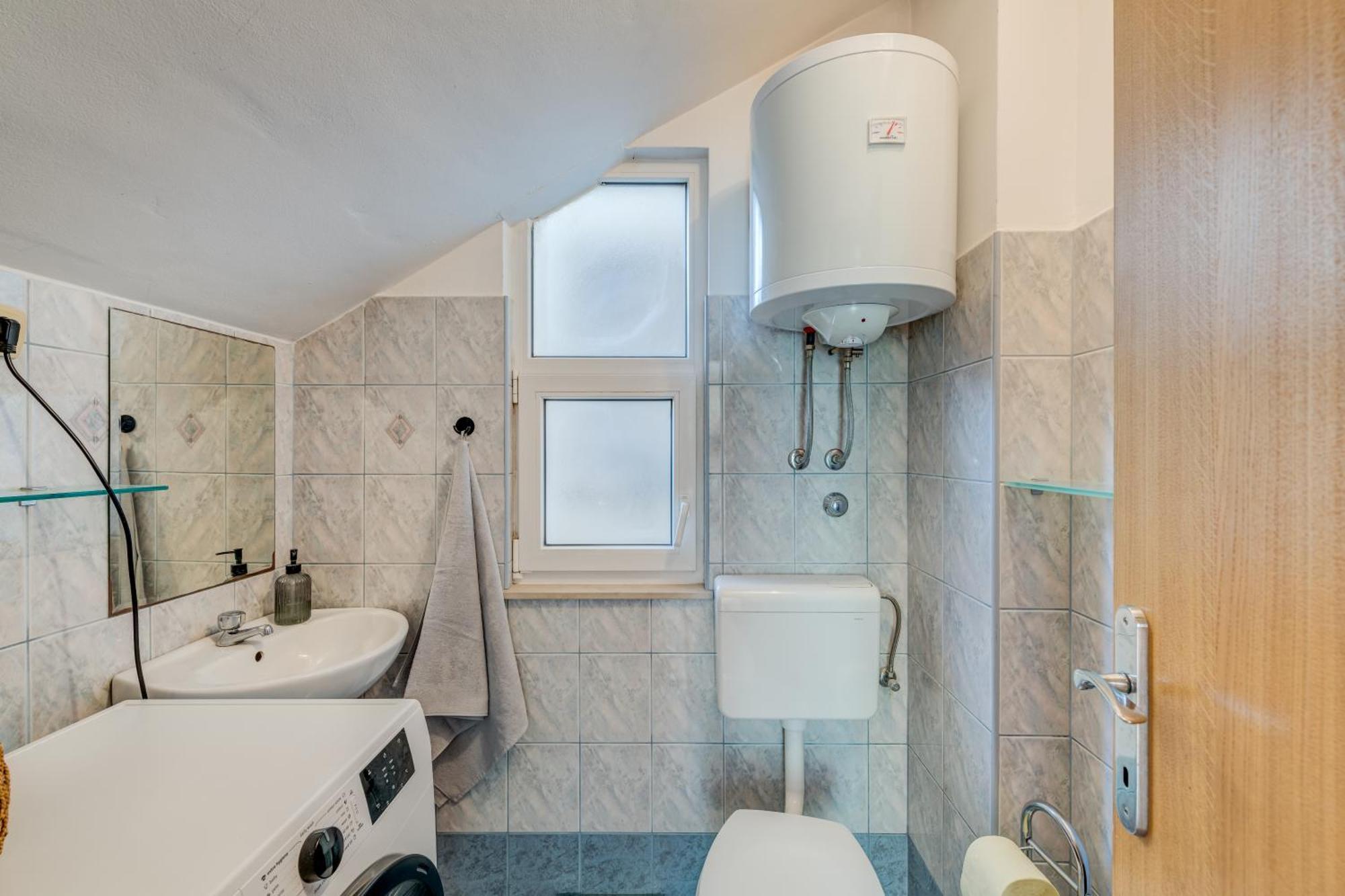 Apartment Krilo Jesenice ภายนอก รูปภาพ