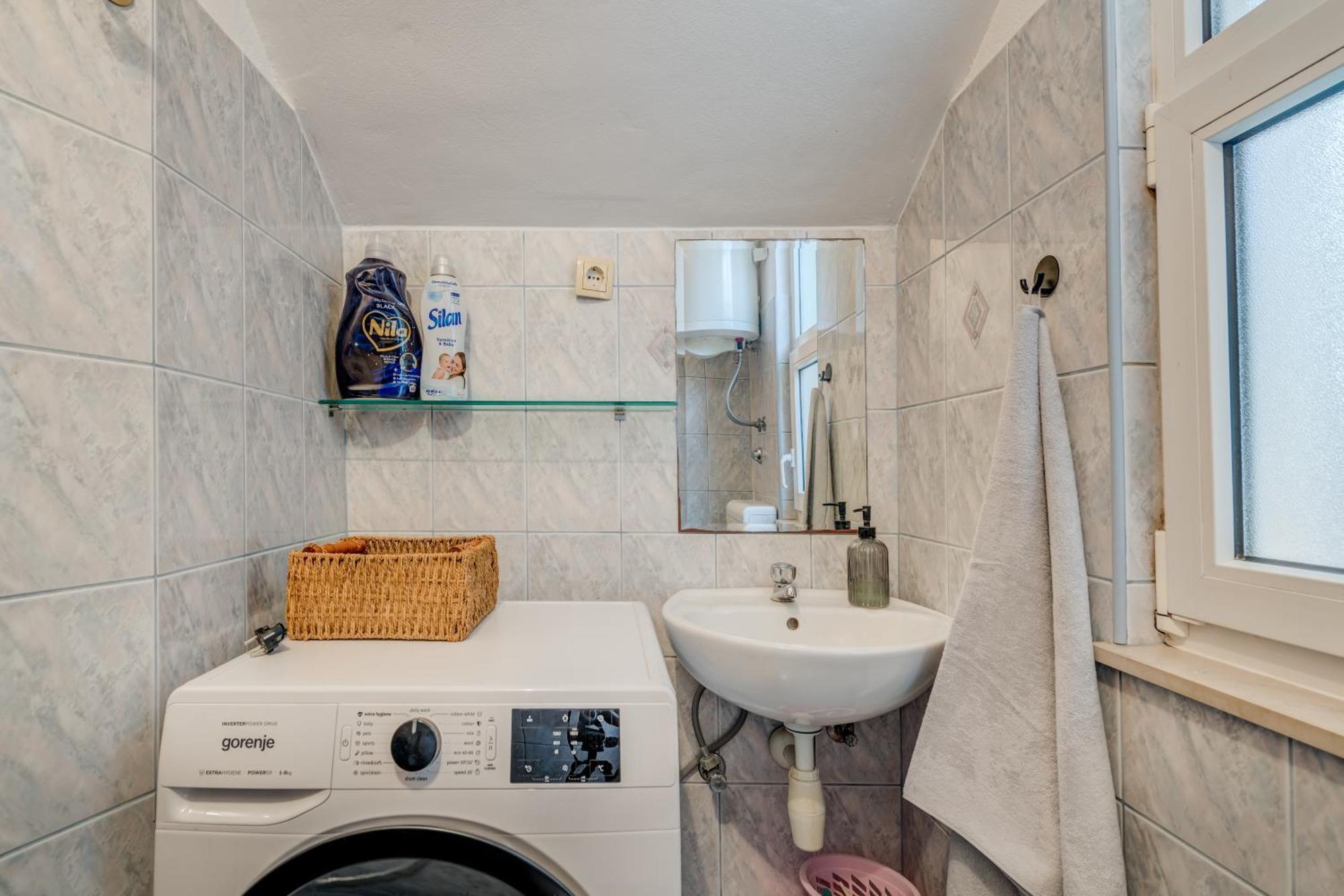 Apartment Krilo Jesenice ภายนอก รูปภาพ